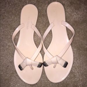 Ivanka trump flip flops